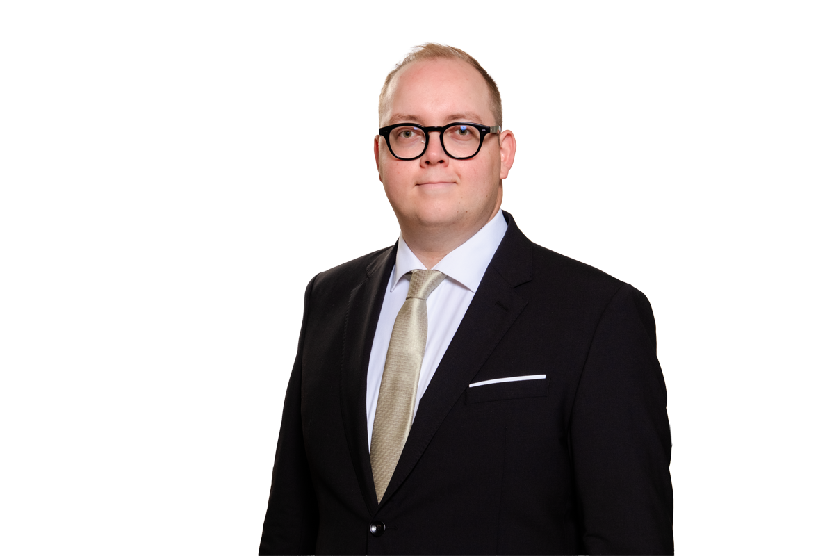 Sebastian Wiederkumm, LL.B.